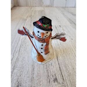 Hallmark medal snowman 1997 broom ornament Xmas‎ tree